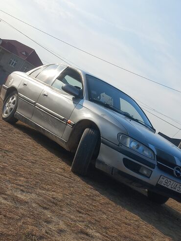 Opel: Opel Omega: 2 l | 1994 il 559718 km Sedan