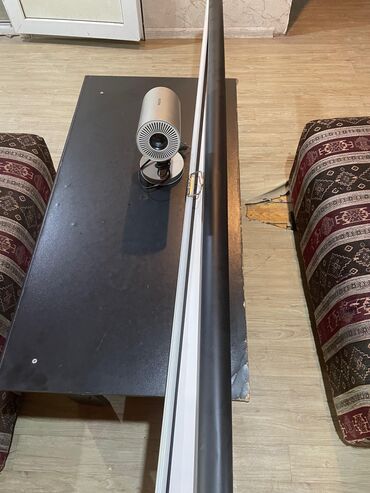 Monitorlar: Hecbir problemi yoxdu tecili satilir 350 m real aliciya endirim olacaq