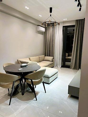 laura mtk: İcarəyə verilir 3 otaqlı yeni tikili 100 m², 28 May m. 2 500 AZN/ay 3 — 2
