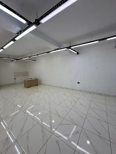 şirvan kiraye ev: Xirdalanda esas yoldan 30 metre içerde — 2