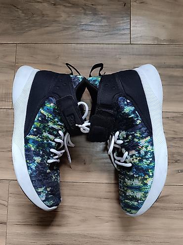 Patike: Reebok patike sa šarenim printom i kaišem na čičak - Model: visoke — 8