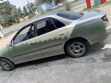 машина на запчасти: Toyota Carina: 1993 г.