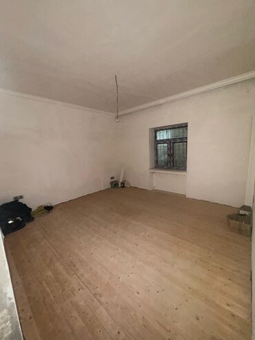 Həyət evləri və villaların satışı: 4 otaqlı, 152 kv. m, Kredit yoxdur, Orta təmir — 11