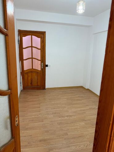 Uzunmüddətli kirayə mənzillər: Ataturk parkinin yaxinligi avestanin arxasinda 9/4 mertebesi 2 otagli — 5