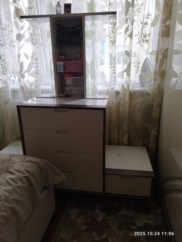 zeytun qiymeti: Б/у, Трюмо, МДФ, Нет кредита, Нет доставки