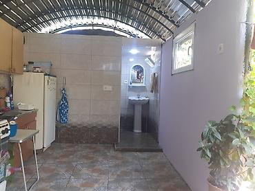 Günlük kirayə evlər: 200 kv. m, 3 otaqlı, Qaz, İşıq, Su — 7