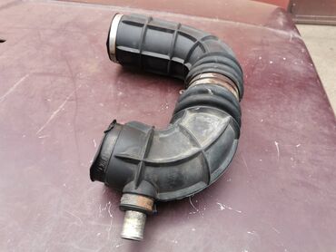 Auto delovi: Usisno crevo vazduha Lada 21214i Niva. Polovno. Očuvano. Skinuta sa — 10
