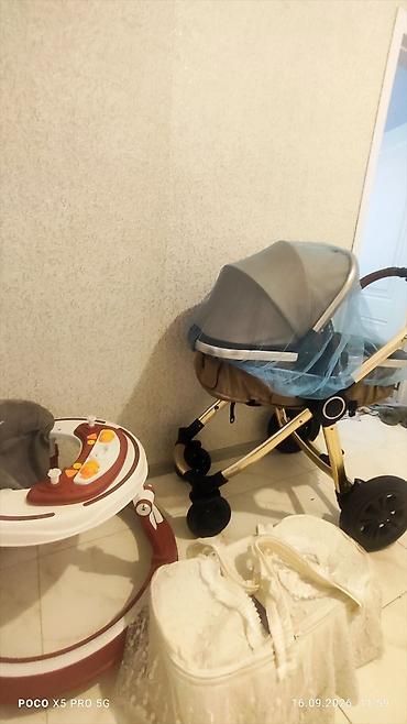 uwaq kalyaskasi type 1: Çıxarıla bilən beşikli araba, İşlənmiş, Cins: Oğlan, Yaş: 12-18 ay, Ünvandan götürmə, Ödənişli çatdırılma — 2