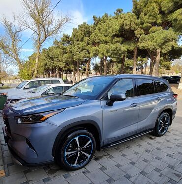 Tulumlar: Toyota Highlander: 2.5 l | 2021 il