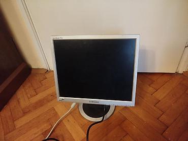 Monitori: Stari monitor Samsung SyncMaster 710n. Proveren samo na kratko dok je — 6