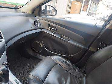 Chevrolet: Chevrolet Cruze: 2010 г., 1.8 л, Автомат, Бензин, Седан at lalafo.kg — 10 Chevrolet: Chevrolet Cruze: 2010 г., 1.8 л, Автомат, Бензин, Седан — 10