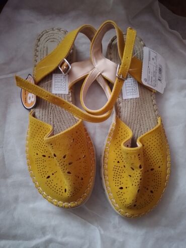 Женская обувь: Размер: 36.5, цвет - Желтый, Новый