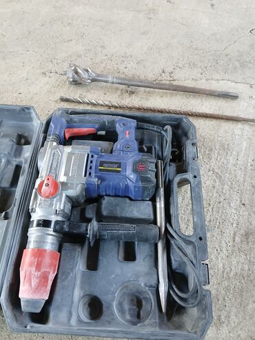 Alçipan: ROYCE markalı perforator dəsti Məhsulun tərkibi: - ROYCE elektrik