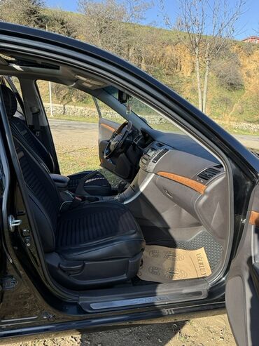 Hyundai: Hyundai Sonata: 2 l | 2008 il Sedan — 15