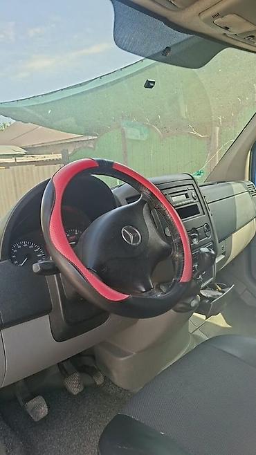 sprinter 2 2: Грузовой фургон Mercedes‑Benz Sprinter синего цвета. - Кузов — 5