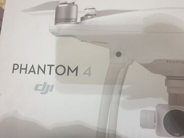 дрон продам: Продаю зарядку и пульт от квадрокоптер дрон phantom 4 Утопил