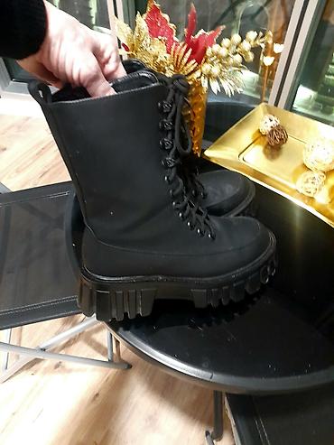 Gležnjače: Gležnjače, Ara, 39 — 6