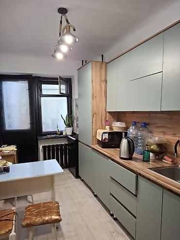 участок квартира: 3 комнаты, 5 м², 2 этаж — 4