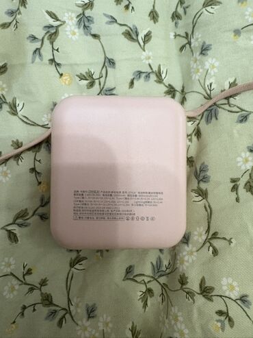 универсальные мобильные батареи для планшетов pineng: Портативный аккумулятор (Power Bank) 22.5W, розовый - Компактный