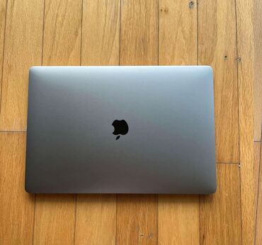 core i7 8 ядер: Ноутбук, Apple, 16 ГБ ОЗУ, Intel Core i7, 15 ", Б/у, Для работы, учебы, память SSD