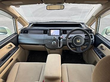 Honda: Honda Stepwgn: 2005 г., 2 л, Автомат, Бензин, Минивэн — 11