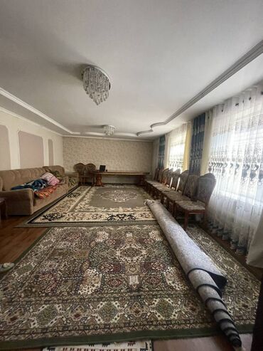 1 комнатный дом в Кыргызстан | Продажа домов: 170 м², 5 комнат, Старый ремонт С мебелью