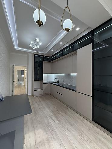 Долгосрочная аренда квартир: 2 комнаты, Риэлтор, С мебелью полностью — 3