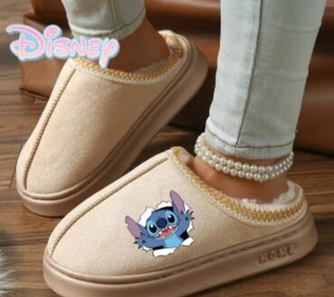 детские шапки микки маус: Məhsul: Yumşaq ev toffiləri – Disney temalı - Rəng: Bej - Dizayn: Yan