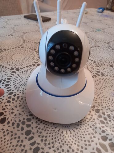 kamera ip: Kamera ip yoose. tezedi her bir seyi var. demek olar istifade