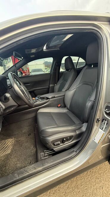 Lexus: Lexus : 2021 г., 2 л, Автомат, Гибрид, Кроссовер — 14