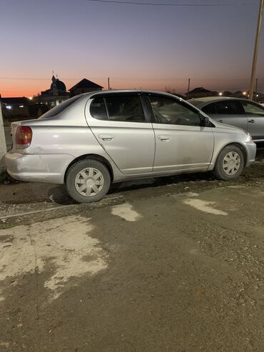 taiota yaris: Toyota Vitz / Platz / Yaris / Echo: 2003 г., 1.5 л, Автомат, Бензин, Седан