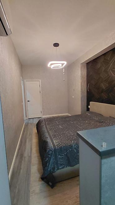 мкр улан: Продажа офисов 36 м², С ремонтом, Многоэтажное здание, 1 этаж — 2