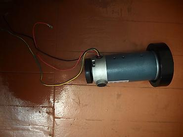 Motor üçün digər detallar: Qaçış trenajoru üçün DC motor Model: AS-3085 Gərginlik: 180 V DC — 1