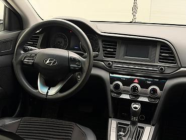 Hyundai: Hyundai Elantra: 2019 г., 2 л, Автомат, Бензин, Седан — 12