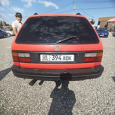 pass: Volkswagen Passat Variant: 1989 г., Универсал — 5