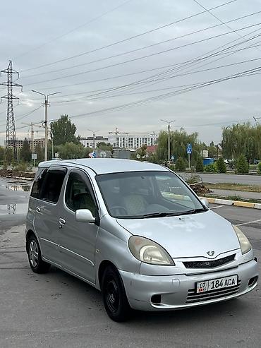 Voyah: Toyota Funcargo: 2003 г., 1.3 л, Автомат, Бензин, Вэн/Минивэн — 2