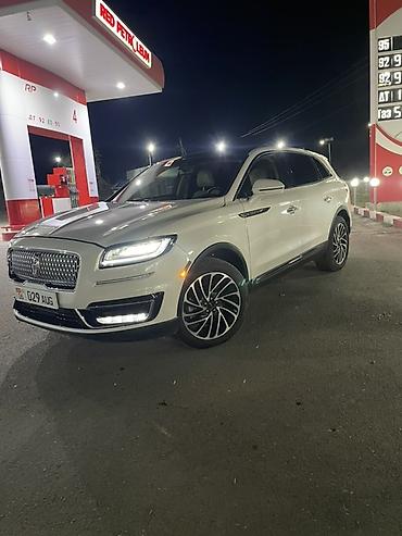 jak авто: Lincoln : 2019 г., 2 л, Автомат, Бензин, Кроссовер — 2