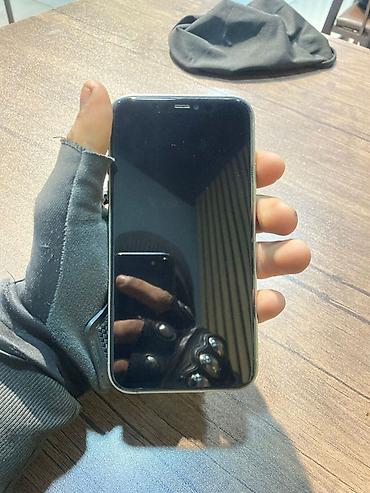tank x: IPhone 11, 128 GB, Face ID, Simsiz şarj — 2