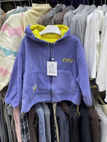 Другие детские вещи: Детская одежда номер для связи 1) Зеленый свитер с высоким — 49