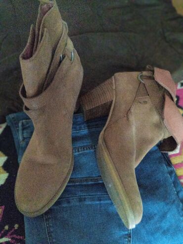 Botinka və botilyonlar: Bershka, Ölçü: 41, Yeni — 6