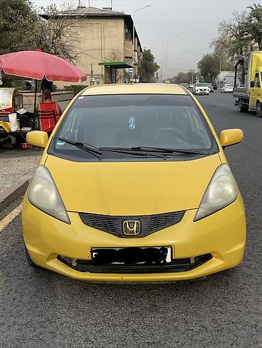 фит левый крыло: Honda Fit: 2008 г., 1.5 л, Механика, Бензин, Хэтчбэк — 1