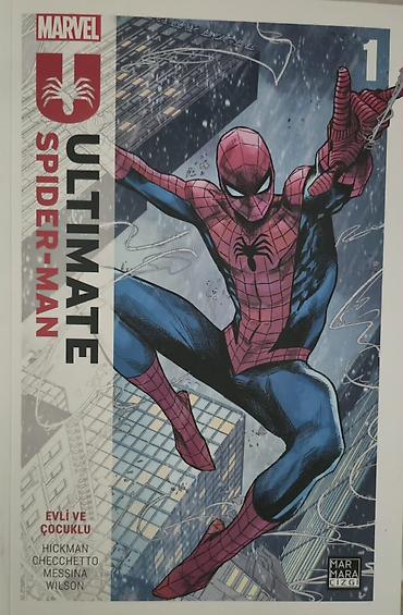 Книги и журналы: Məhsul: Ultimate Spider-Man Cilt 1 (Türkcə baskı) - Nəşriyyat — 1