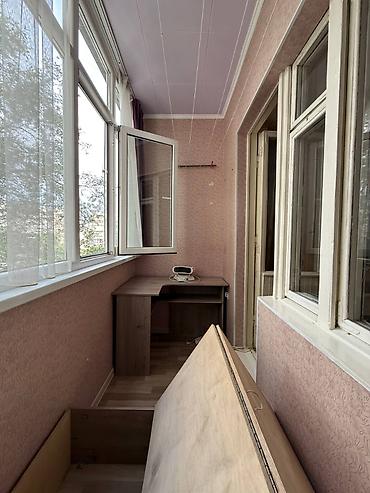 микрорайон 5: 1 комната, 35 м², 105 серия, 4 этаж — 4