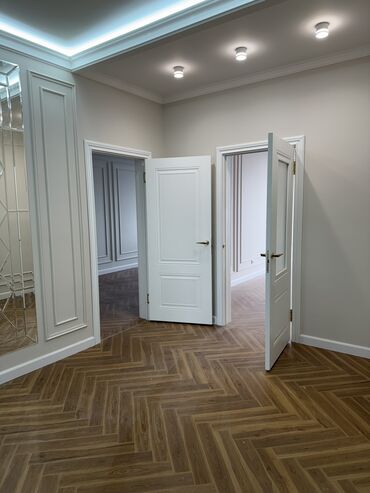 Долгосрочная аренда квартир: 3 комнаты, Собственник, Без мебели — 4