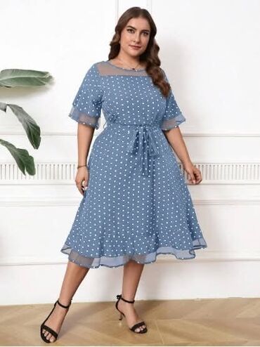 Haljine: Haljina na tufne – mVel 3XL Cena 3900din Ramena : 44 cm Dužina — 12