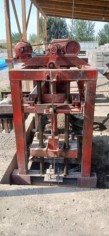 Производство пескоблоков: Аппарат сатылат азыр кундо иштеп жатат 160 штук поддону менен — 8