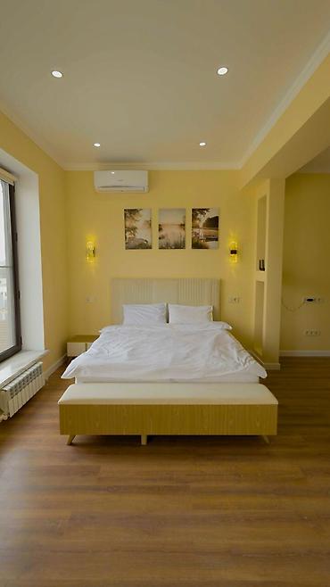 Посуточная аренда домов: Таунхаус с современным ремонтом и собственной придомовой территорией — 3