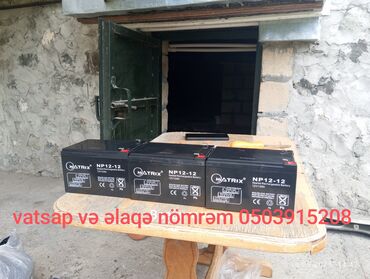 Akkumulyatorlar: 12volt 12amper akumlator var üç ədəd cəmi bir ay işlənib 50 AZN alınıb