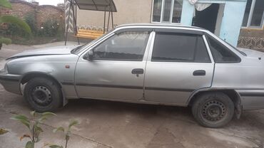 mercedes авто: Daewoo Nexia: 2003 г., 1.5 л, Бензин, Седан