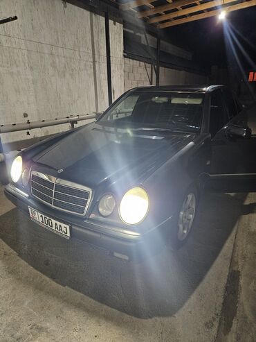 продаю мерседес 220: Mercedes-Benz E-Class: 1998 г., 2 л, Автомат, Бензин, Седан